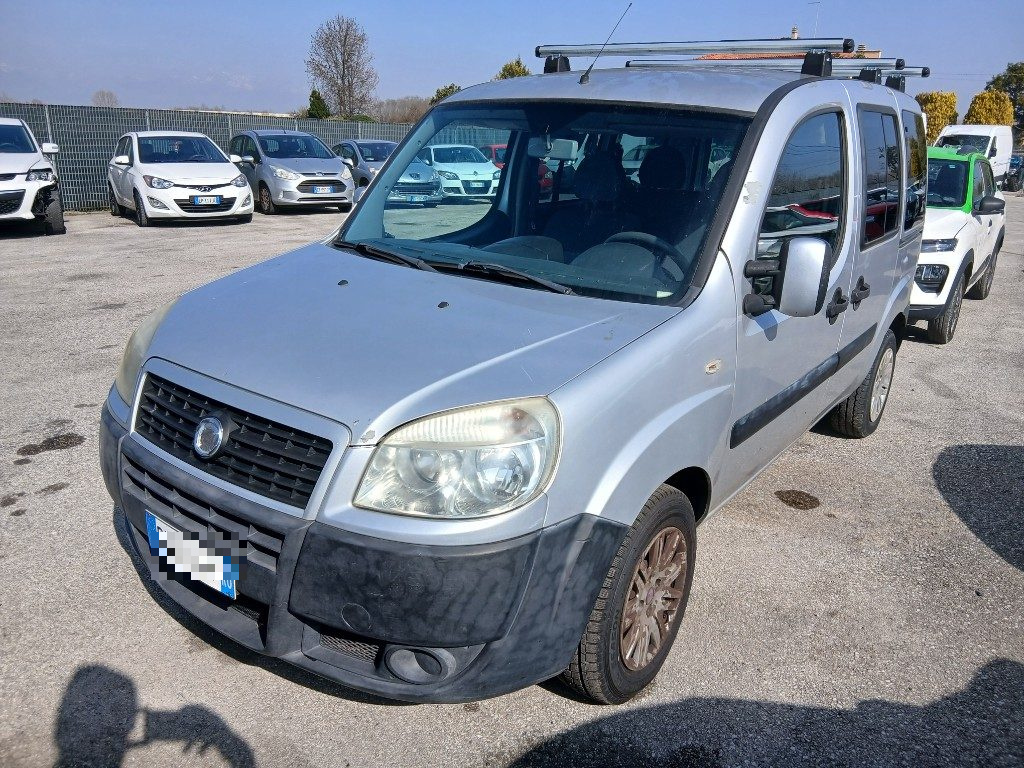 Immagine di FIAT Doblo 1.6 16V Natural Power Active del 04/2009 km 296706