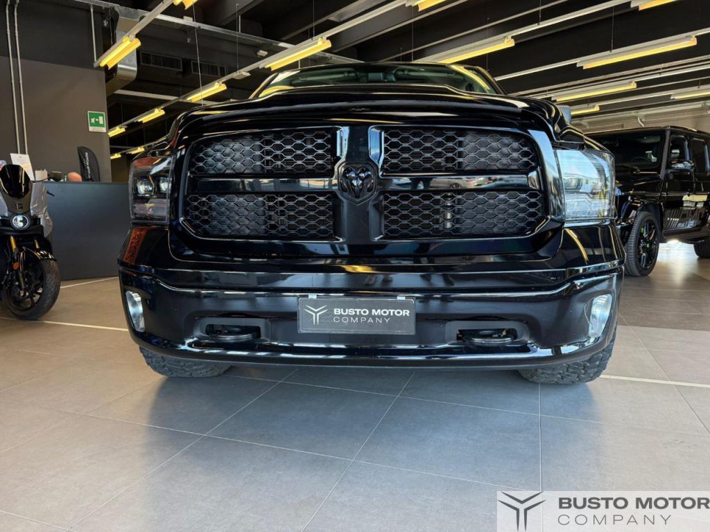 RAM 1500 V8 Crew Cab Limited GPL 395cv - 2