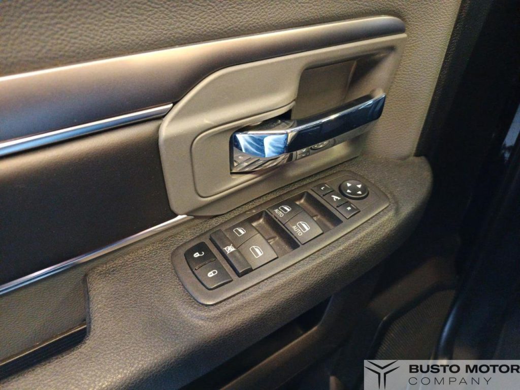 RAM 1500 V8 Crew Cab Limited GPL 395cv - 10