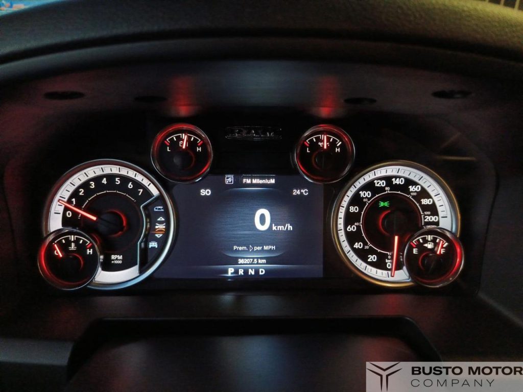 RAM 1500 V8 Crew Cab Limited GPL 395cv - 12