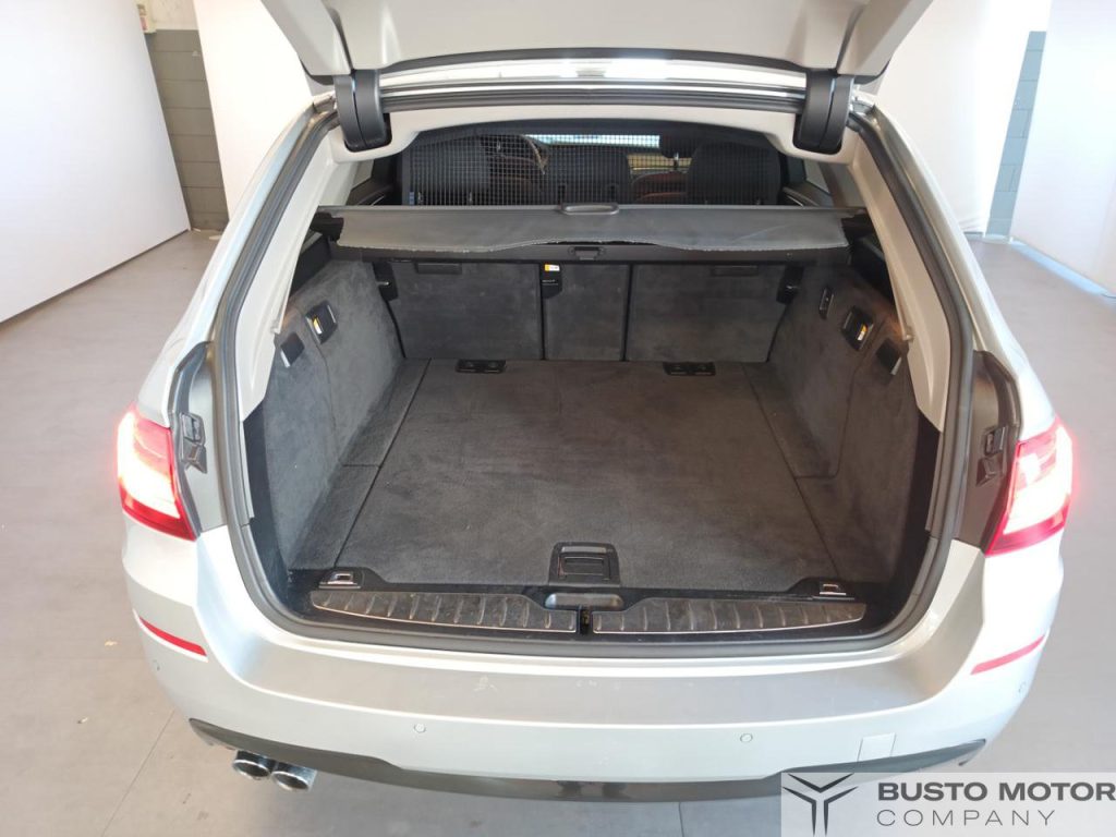 BMW 520 520 d xDrive Touring Msport - 10