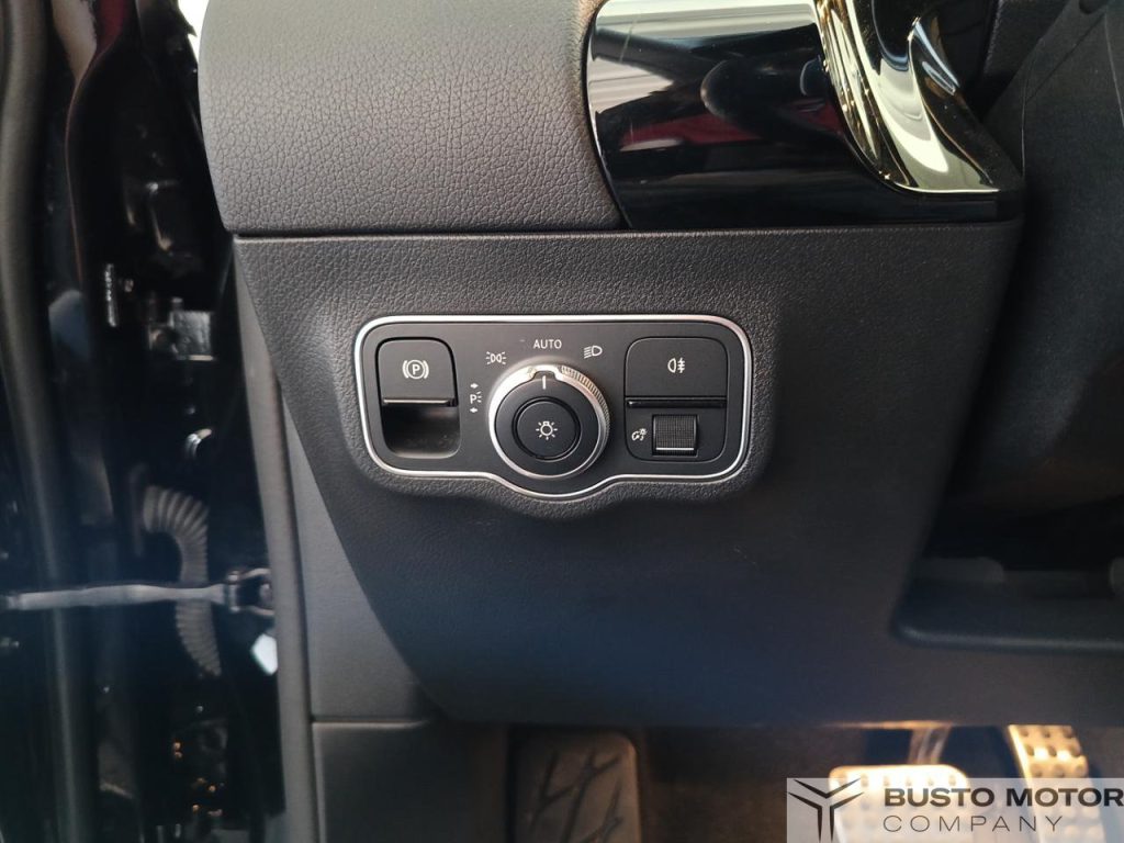 MERCEDES-BENZ GLA 220 220 d Automatic Premium 2 ANNI GARANZIA - 16