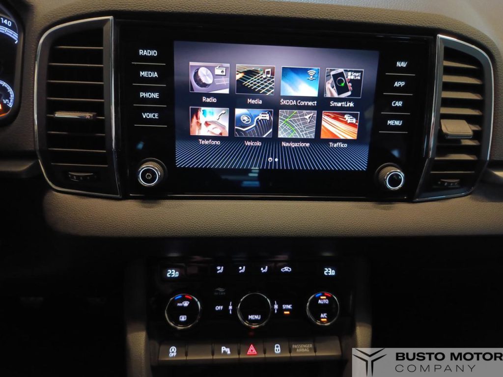 SKODA Karoq 1.0 TSI Executive - 13