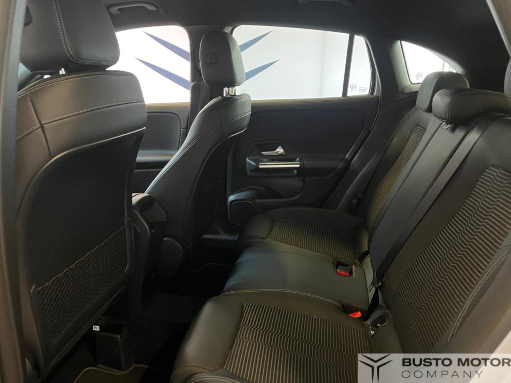 MERCEDES-BENZ GLA 200 200 Automatic Sport Plus GARANZIA 2 ANNI - 16