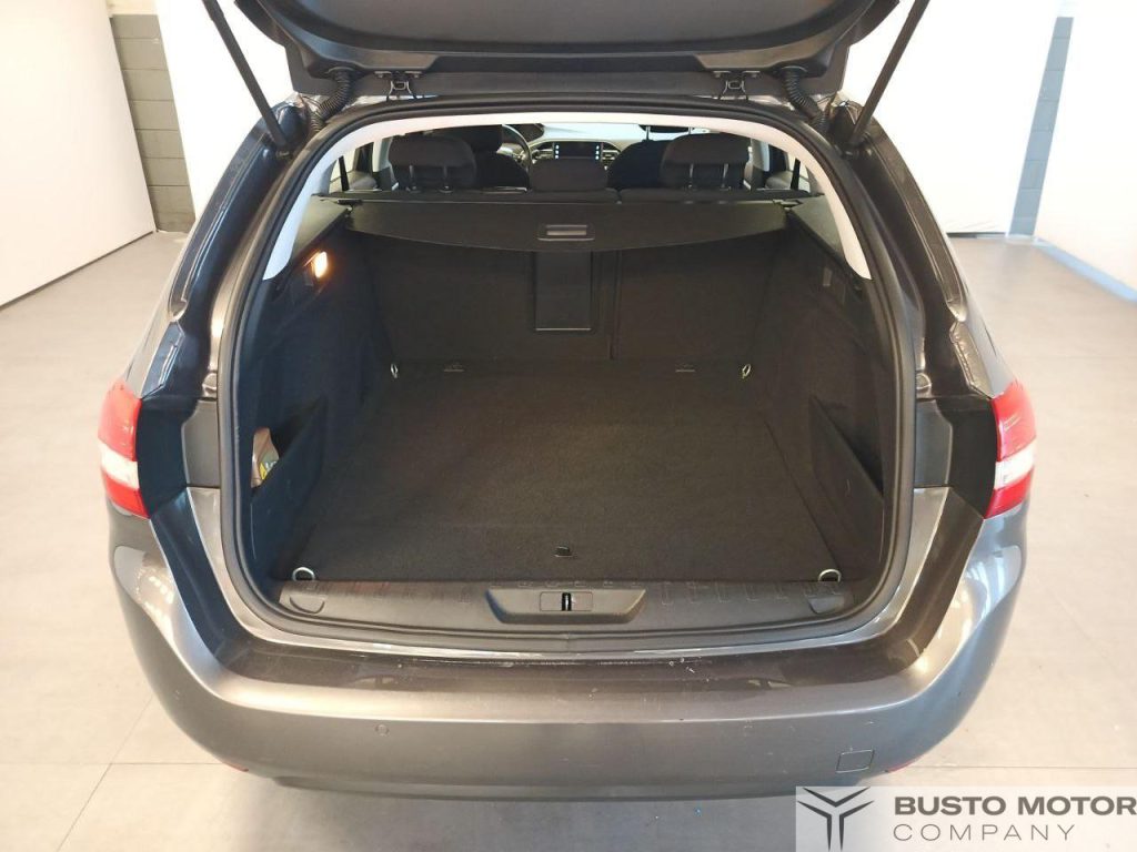 PEUGEOT 308 BlueHDi 100 S&S SW Style - 10