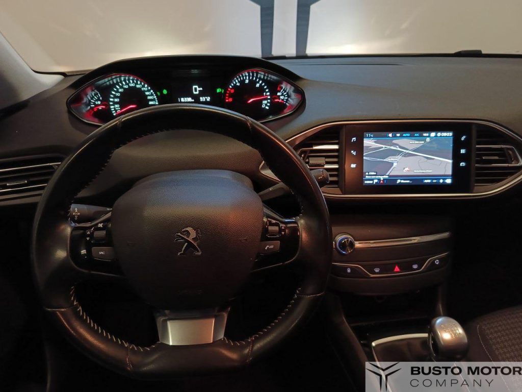 PEUGEOT 308 BlueHDi 100 S&S SW Style - 11