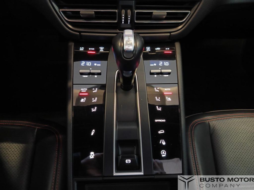 PORSCHE Macan 2.0 T 265CV PACK CHRONO - 19