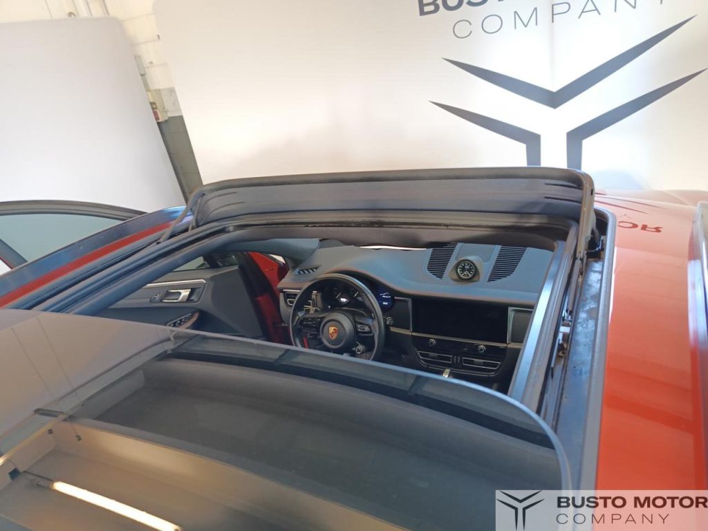 PORSCHE Macan 2.0 T 265CV PACK CHRONO - 21