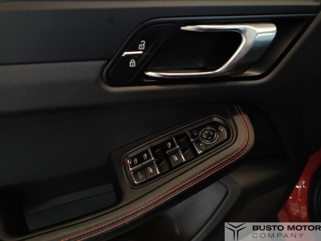 PORSCHE Macan 2.0 T 265CV PACK CHRONO - 22