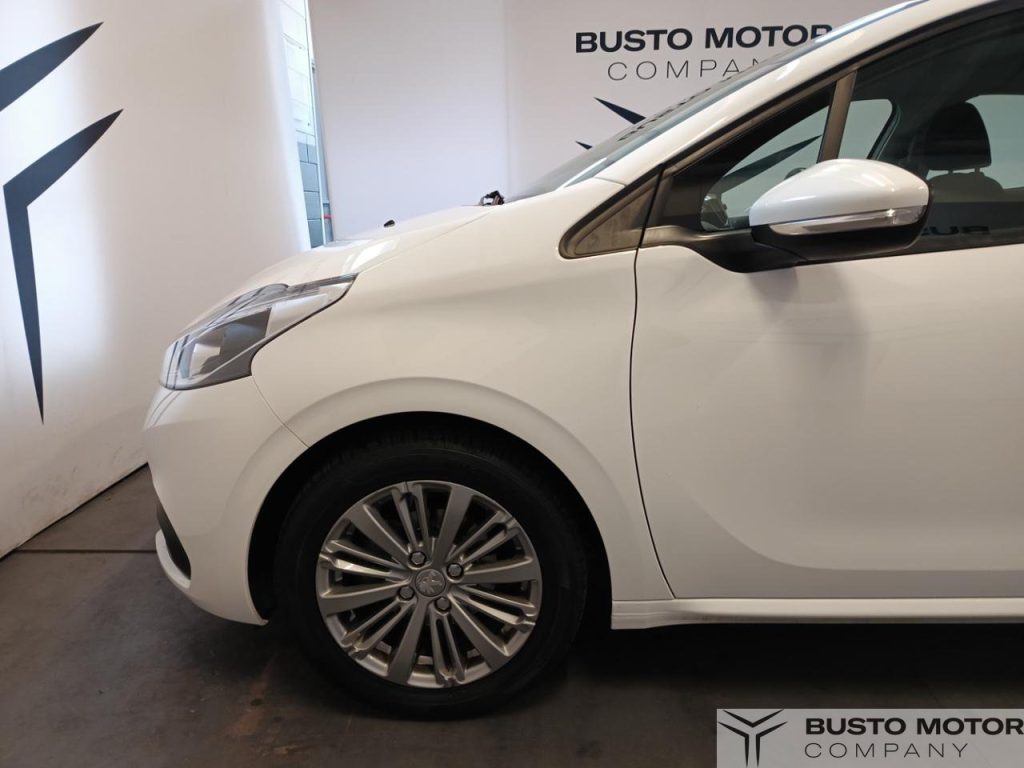 PEUGEOT 208 1° serie PureTech 82 5 porte Allure - 7