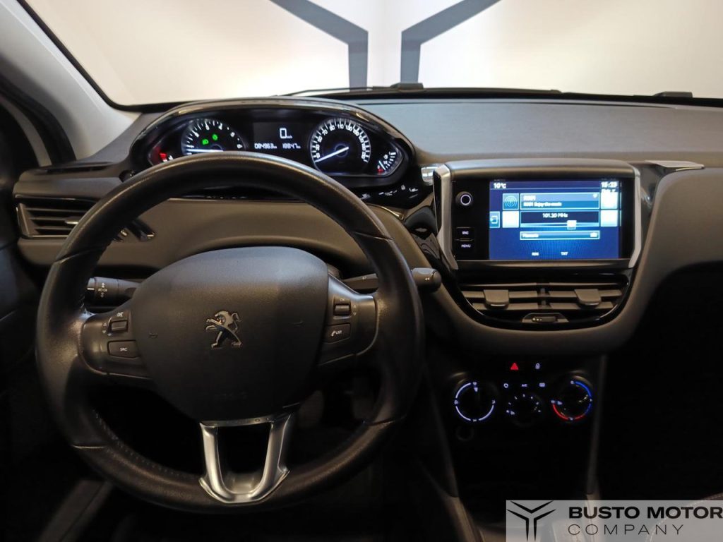 PEUGEOT 208 1° serie PureTech 82 5 porte Allure - 11