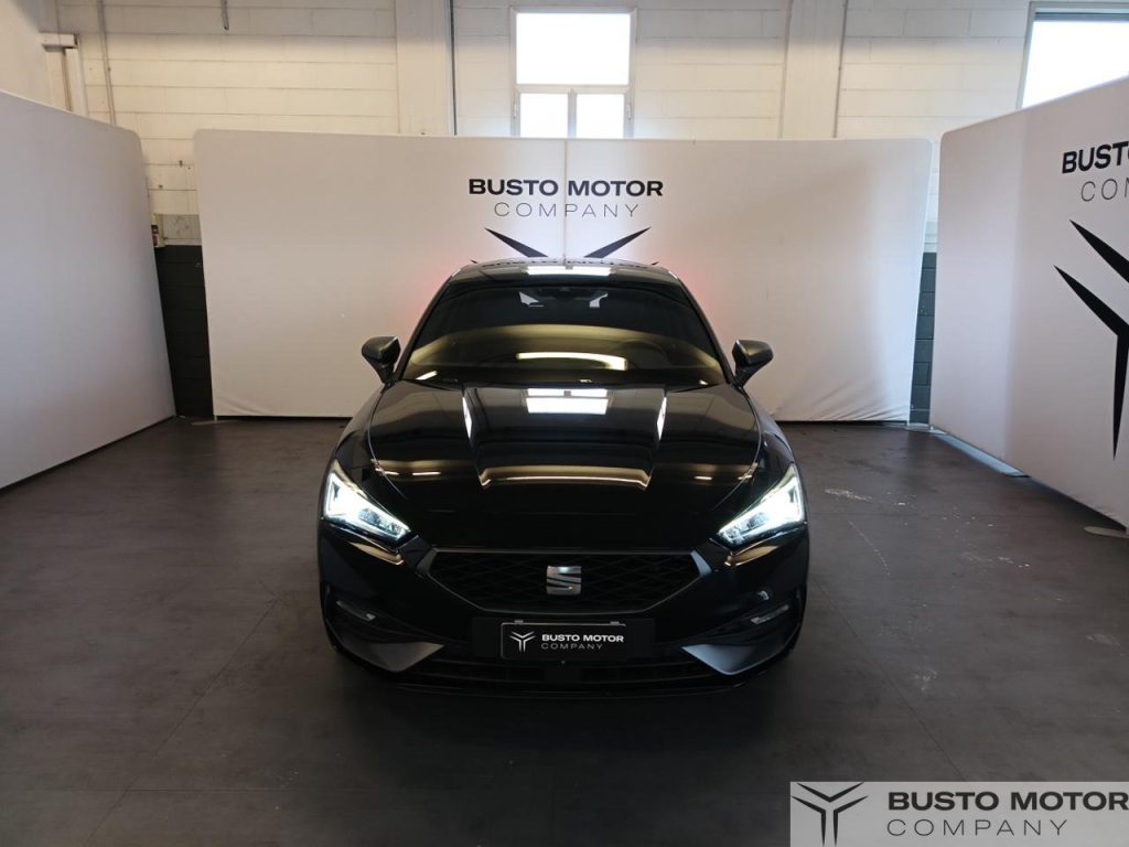 SEAT Leon 1.0 eTSI 110 CV Auto FR - 2