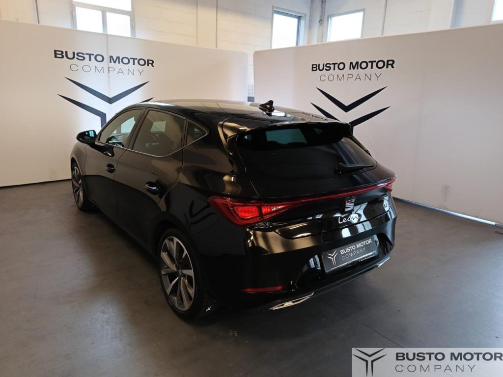 SEAT Leon 1.0 eTSI 110 CV Auto FR - 4