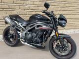 TRIUMPH Speed Triple 1050 RS