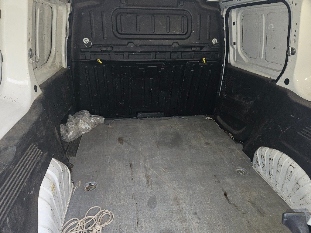 PEUGEOT Partner BlueHDi 100  L1 Furgone Premium - 11