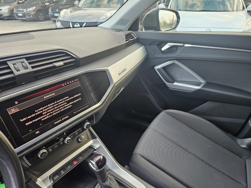 AUDI Q3 45 TFSI  S tronic Business sport - 19