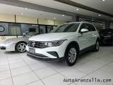 VOLKSWAGEN Tiguan 2.0 TDI 150CV SCR DSG Life - Fari Led
