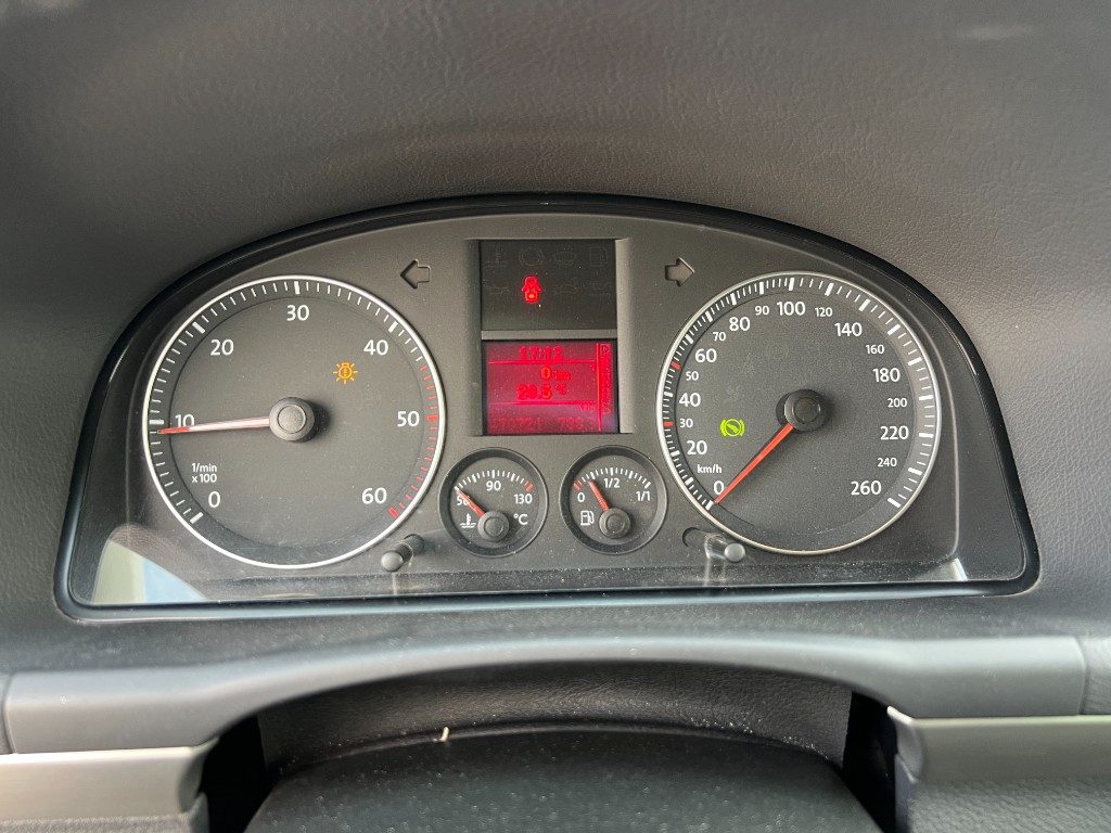 Immagine di VOLKSWAGEN Touran 2.0 16V TDI DSG del 12/2004 km 470721