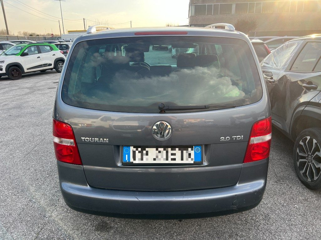 Immagine di VOLKSWAGEN Touran 2.0 16V TDI DSG del 12/2004 km 470721