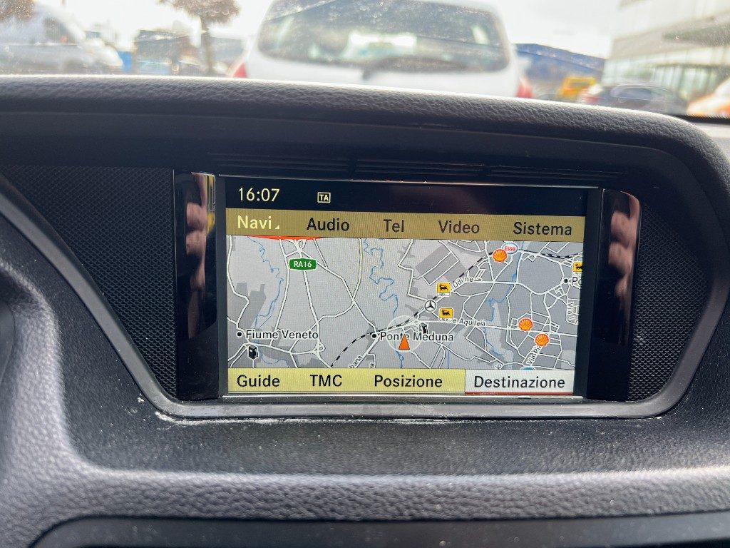 Immagine di MERCEDES-BENZ E 250 CDI Coupé BlueEFFICIENCY AUTOMATICO del 04/2011 km 324508