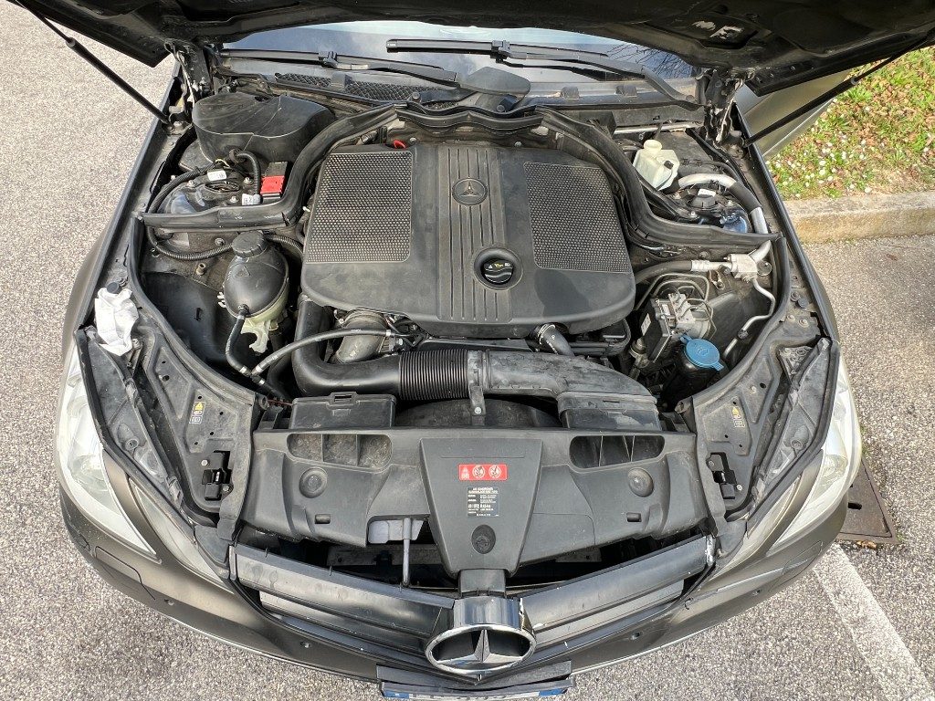 Immagine di MERCEDES-BENZ E 250 CDI Coupé BlueEFFICIENCY AUTOMATICO del 04/2011 km 324508
