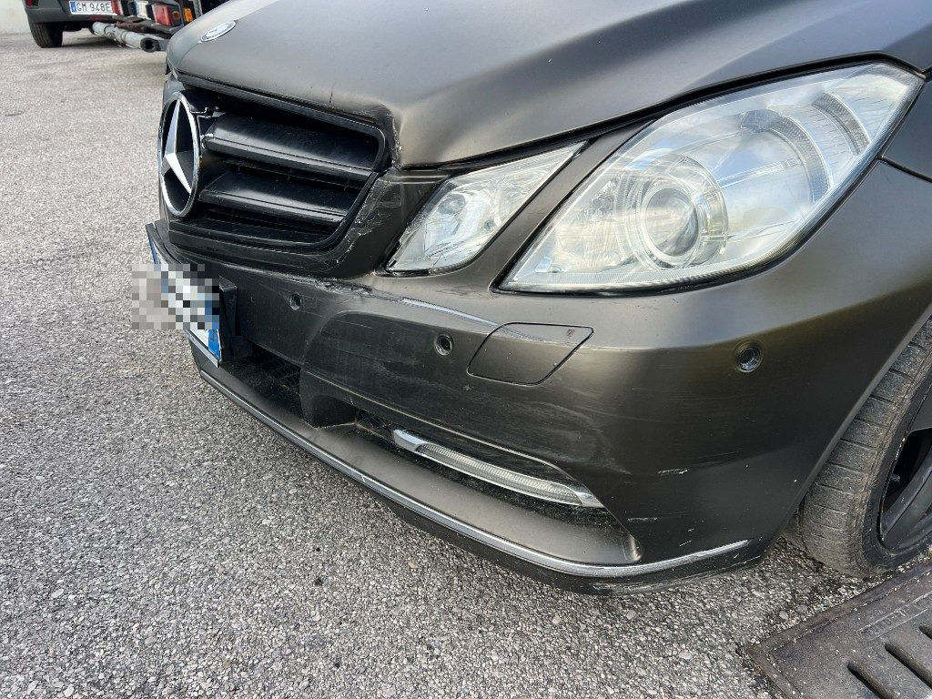 Immagine di MERCEDES-BENZ E 250 CDI Coupé BlueEFFICIENCY AUTOMATICO del 04/2011 km 324508