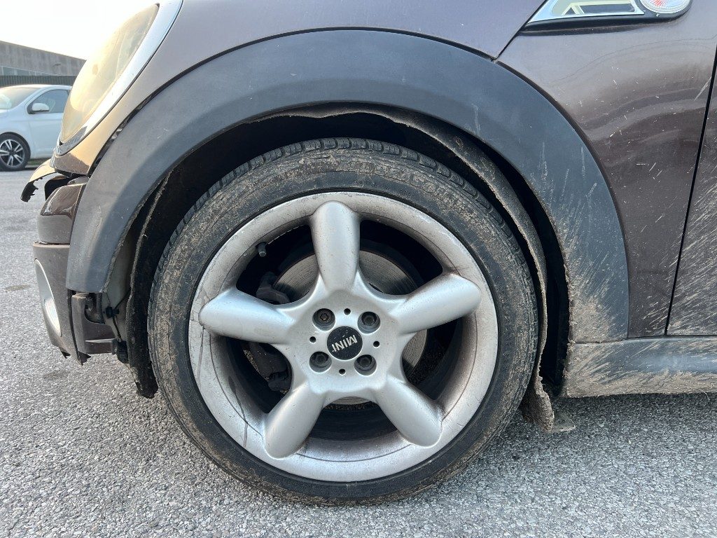 Immagine di MINI Clubman 1.6 16V Cooper D del 11/2007 km 255007