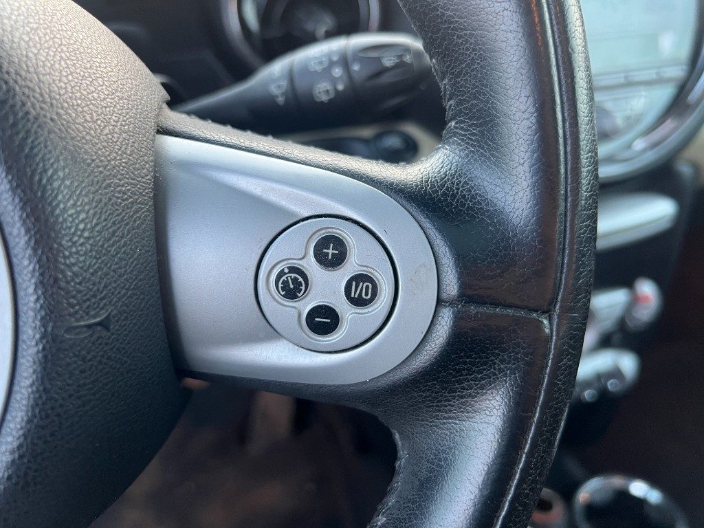 Immagine di MINI Clubman 1.6 16V Cooper D del 11/2007 km 255007