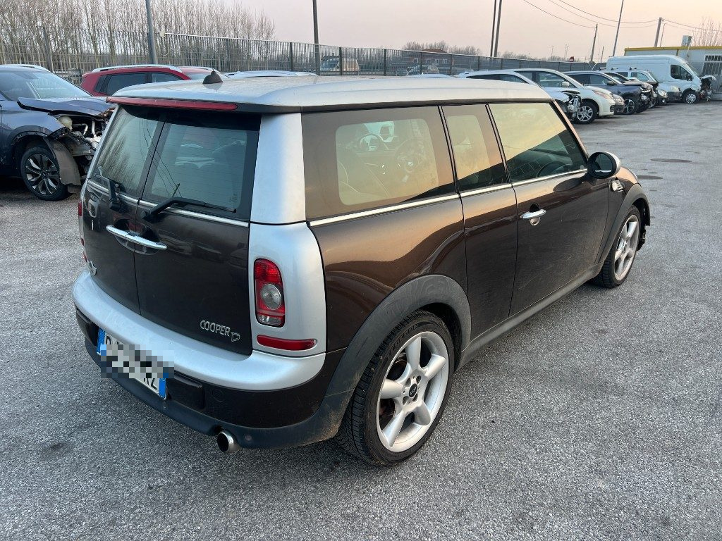 Immagine di MINI Clubman 1.6 16V Cooper D del 11/2007 km 255007