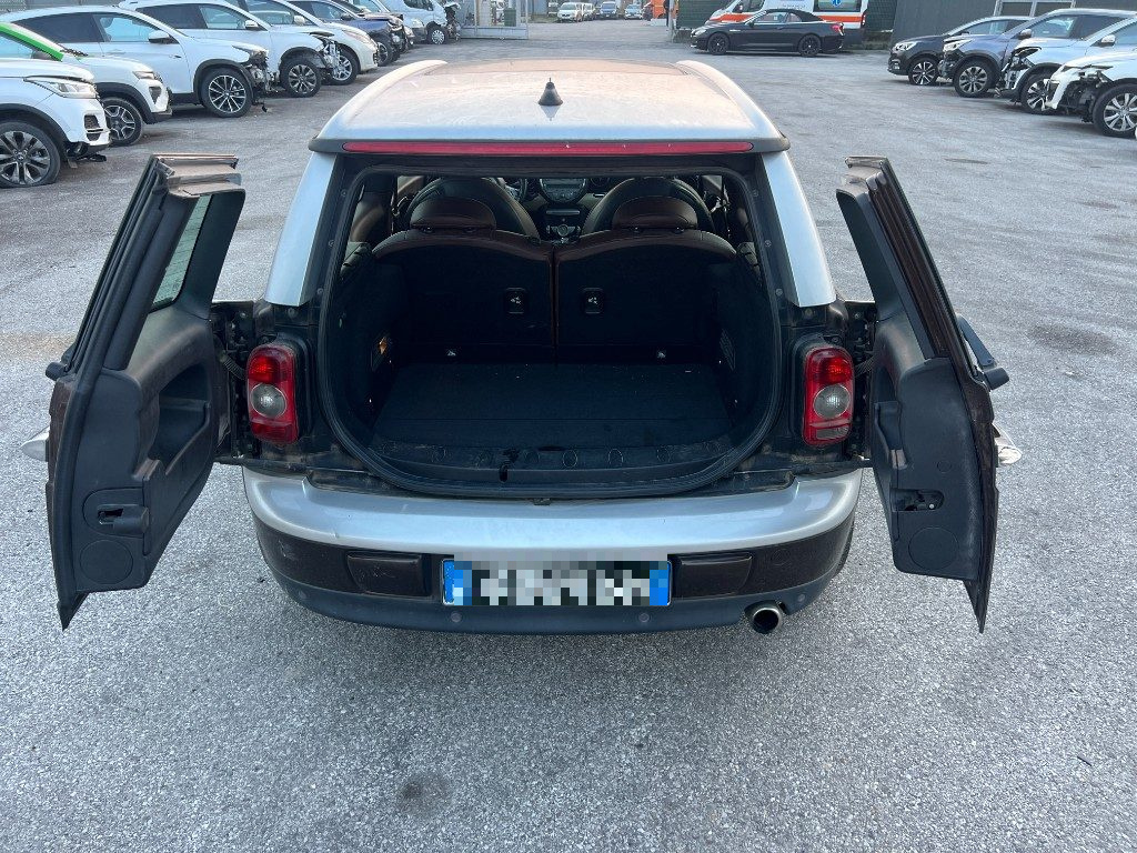 Immagine di MINI Clubman 1.6 16V Cooper D del 11/2007 km 255007