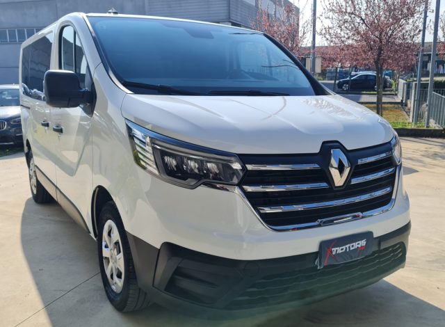 RENAULT Trafic Bianco pastello