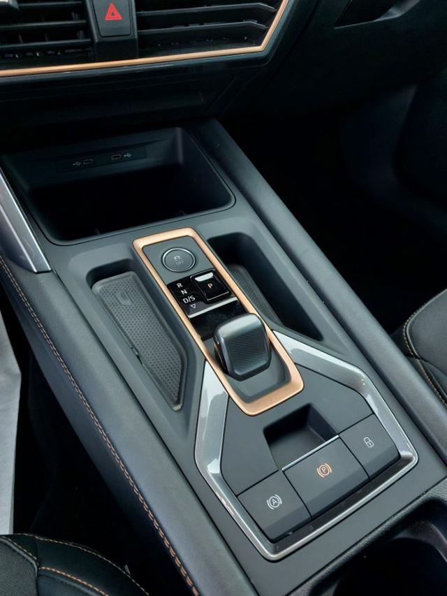 CUPRA FORMENTOR 1.5 HYBRID DSG PREZZO REALE! - foto 14