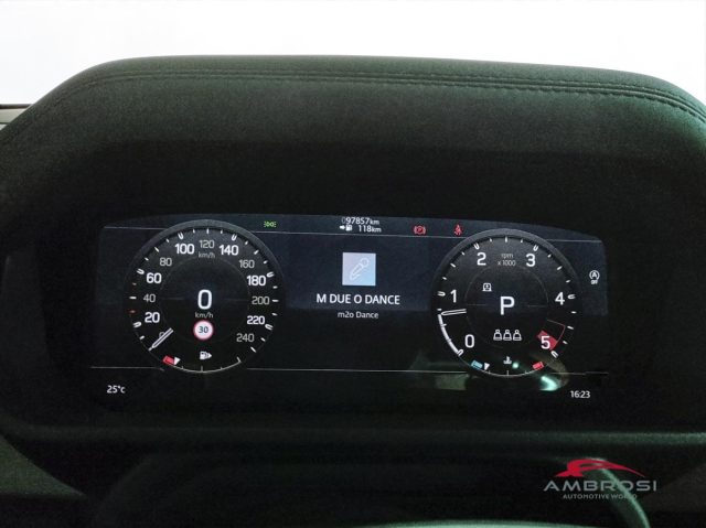 LAND ROVER DEFENDER 110 3.0D I6 MHEV SE AWD 250CV AU - foto 12