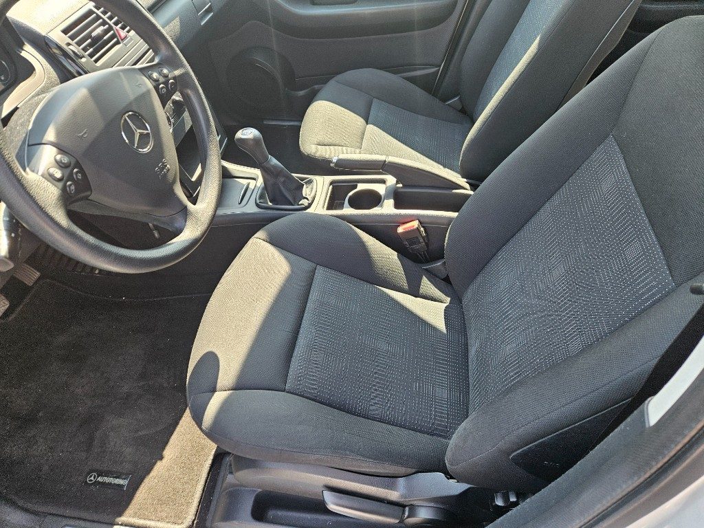 MERCEDES-BENZ A 180 CDI Elegance - 7