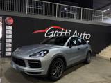 PORSCHE Cayenne 3.0 COUPE E-HYBRID UFF BONALDI 462HP