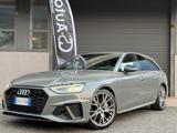 AUDI A4 Avant 40 TDI S tronic S line edition