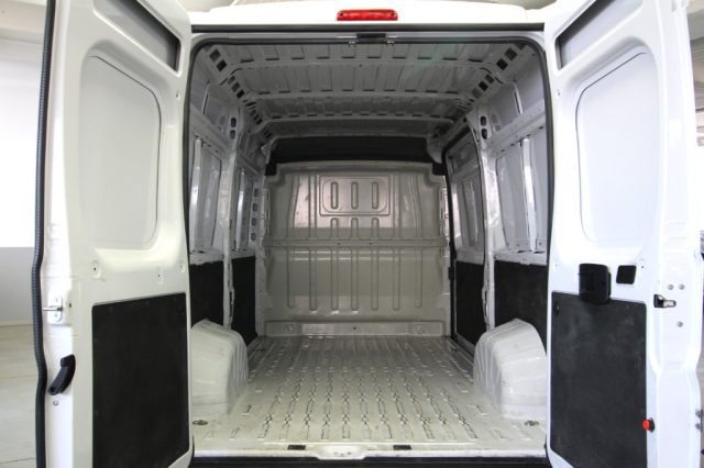 PEUGEOT BOXER 333 2.2 BLUEHDI 140 S&S PM-TN FU - foto 23