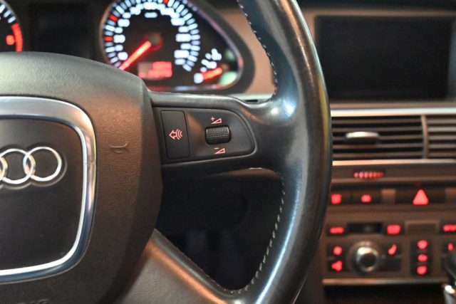 AUDI A6 AVANT 3.0TDI Q.TIP.224CV TET.PEL - foto 44