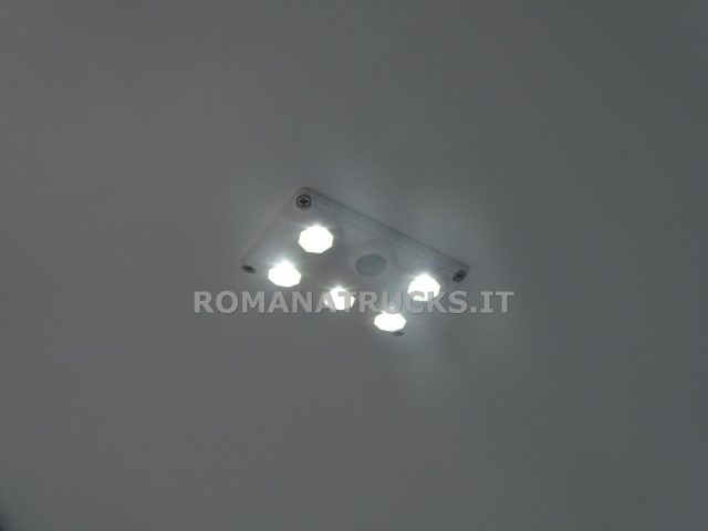 IVECO DAILY 60 C18 ISOTERMICO -20° + PARATIA - foto 24