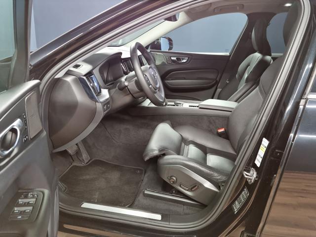 VOLVO XC60 B5 (D) AWD GEARTRONIC MOMENTUM P - foto 7