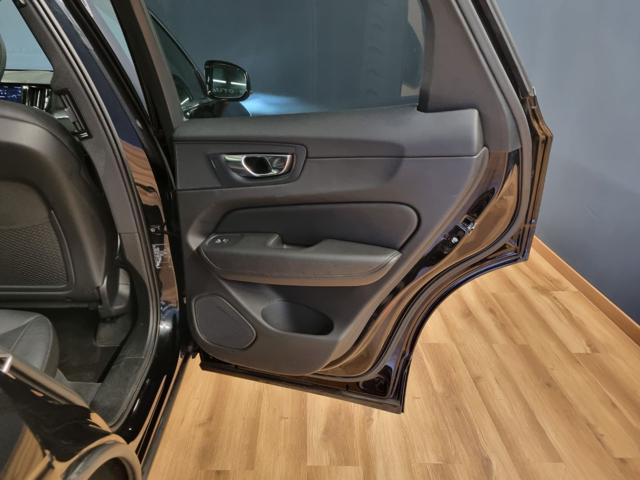 VOLVO XC60 B5 (D) AWD GEARTRONIC MOMENTUM P - foto 18