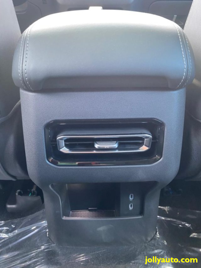 EMC 212 2.0 TGDI 8AT 4WD ADVENTURER - foto 22