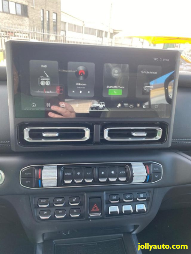 EMC 212 2.0 TGDI 8AT 4WD ADVENTURER - foto 24