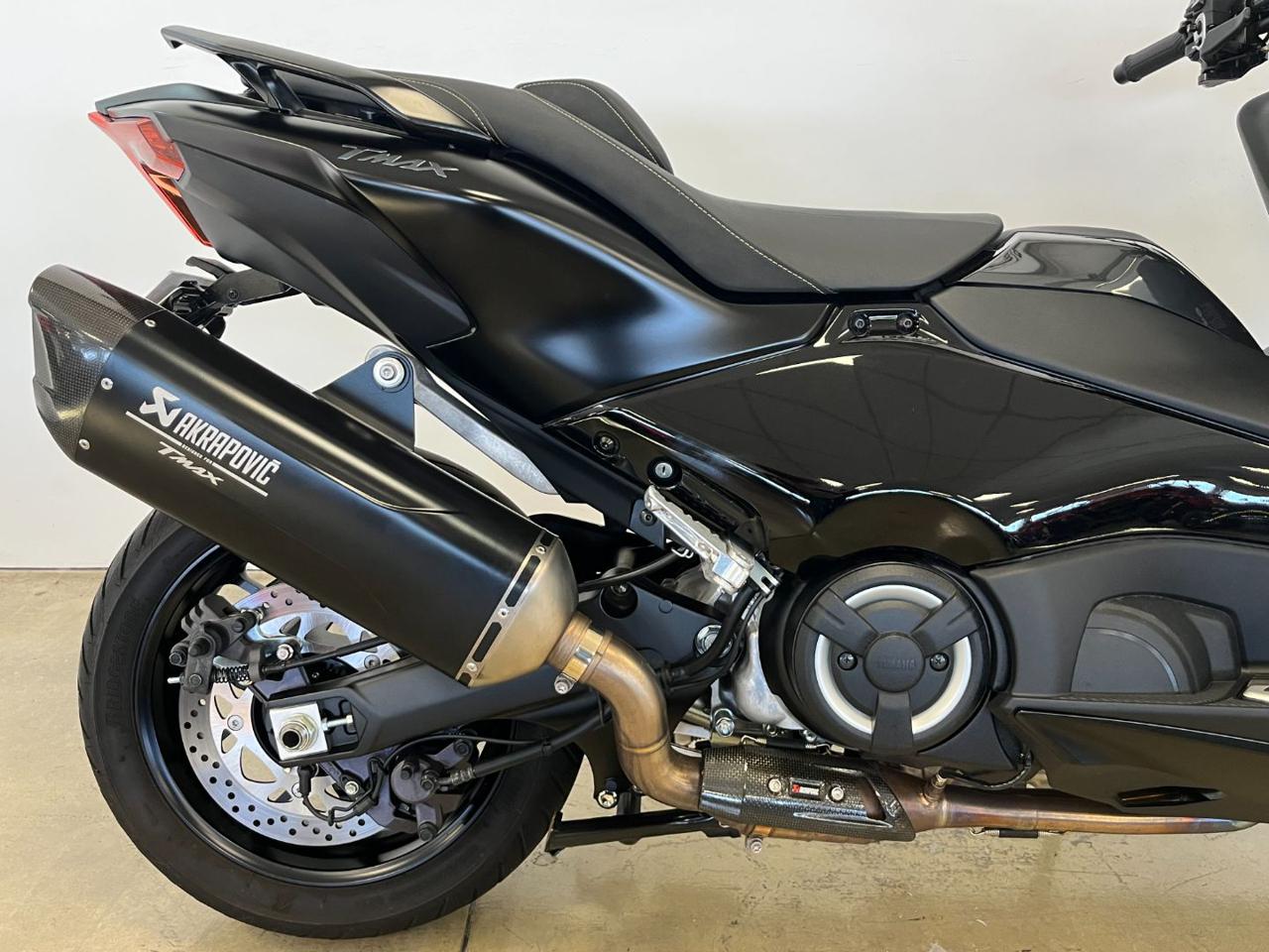 immagine usato YAMAHA T-Max 560 TECH