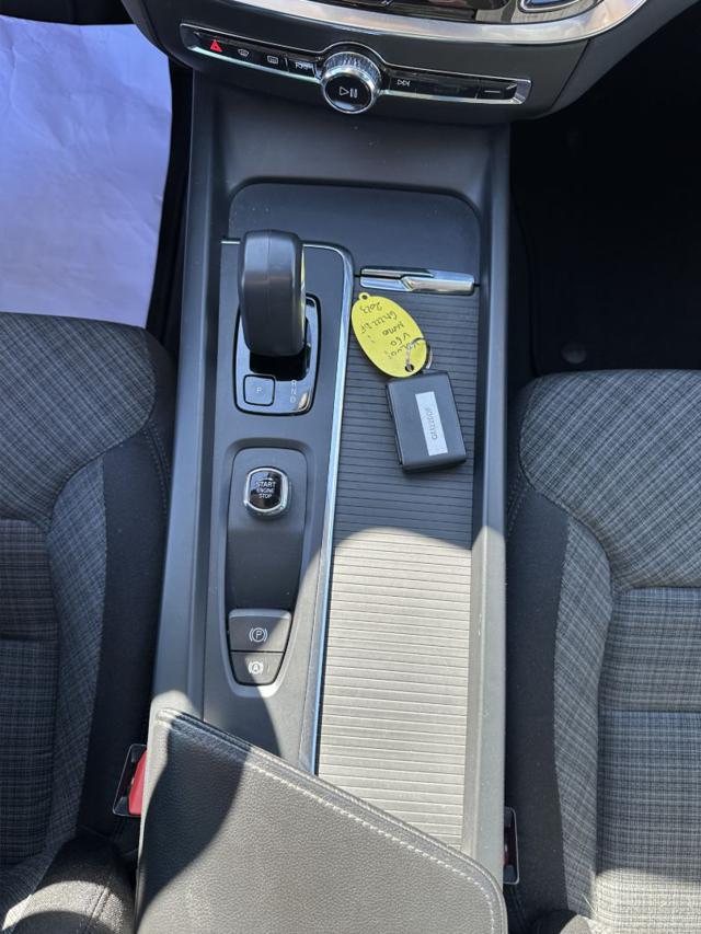VOLVO V60 B4 (D) AUTOMATICO ESSENTIAL - foto 13