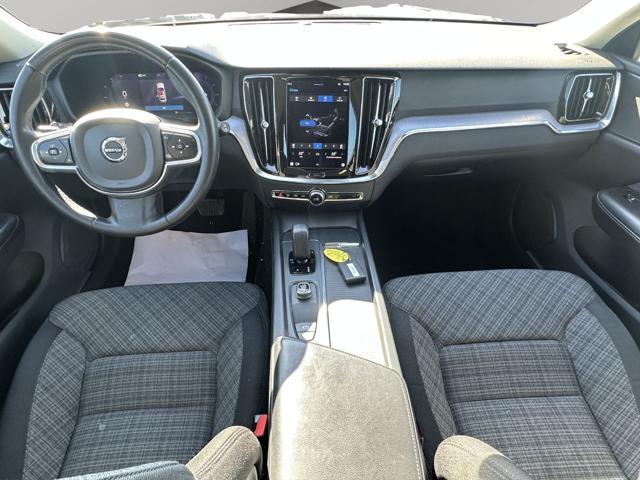 VOLVO V60 B4 (D) AUTOMATICO ESSENTIAL - foto 15
