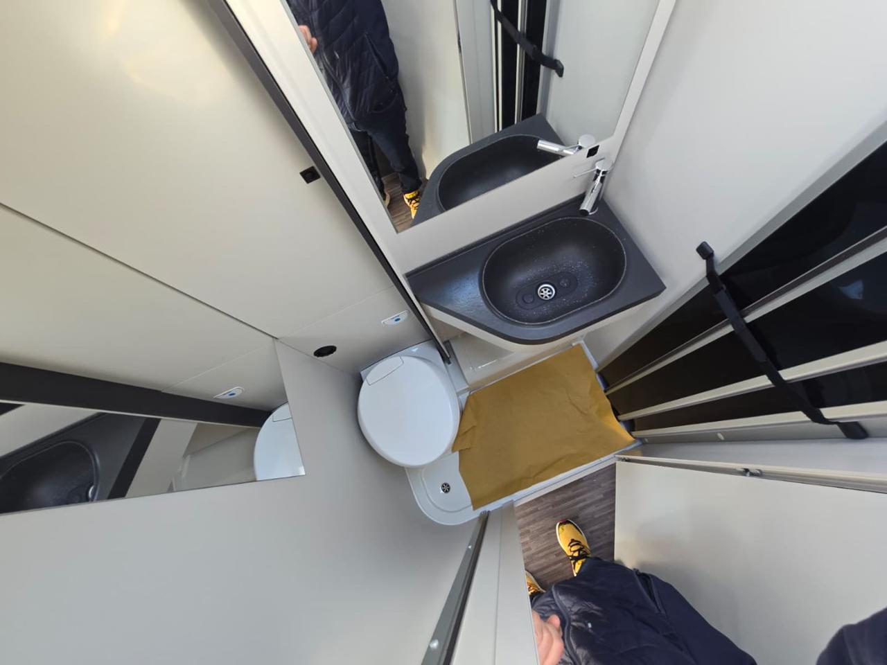 MOBILVETTA KOMPAKT  64 - 11
