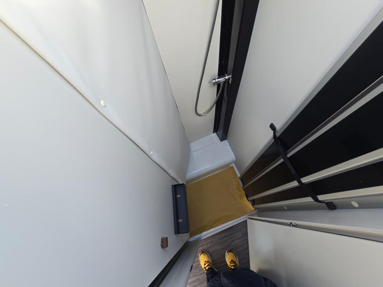 MOBILVETTA KOMPAKT  64 - 12
