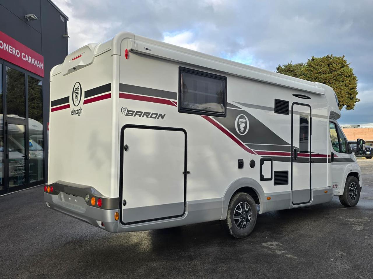 ELNAGH BARON 579 - 3