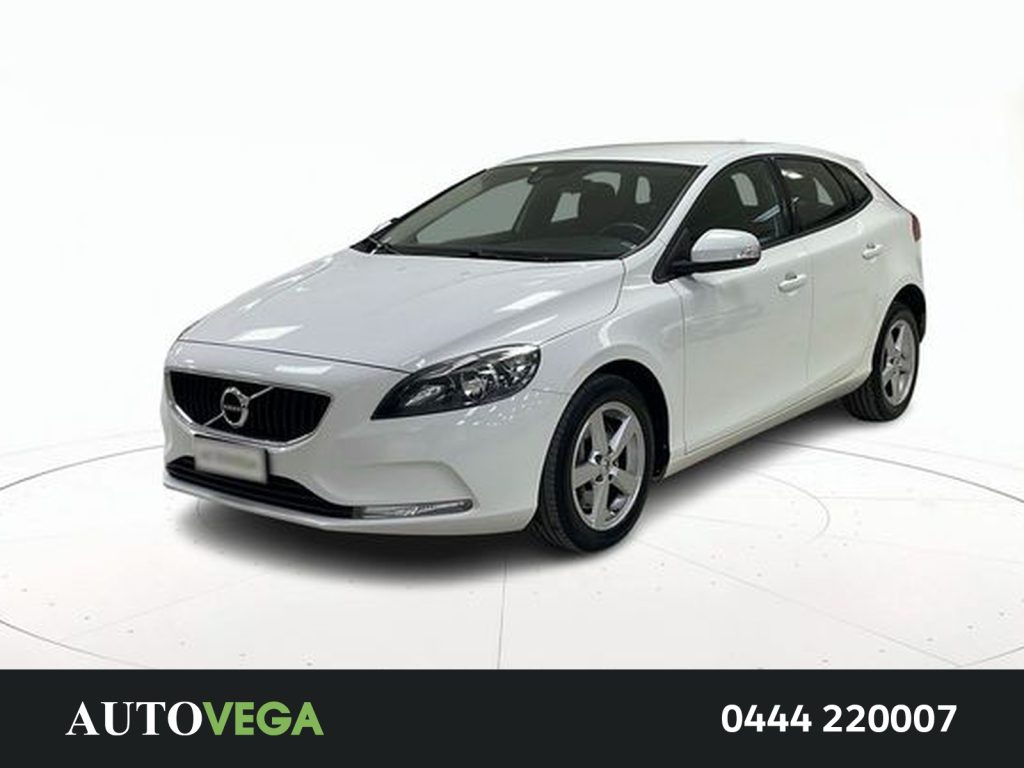 immagine usato VOLVO V40 2.0 d2 momentum geartronic my17